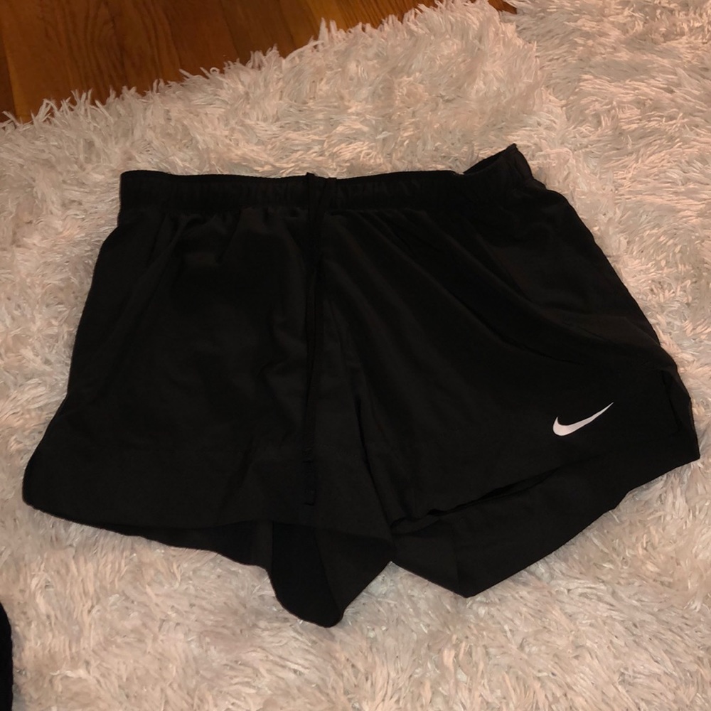COPY - nike shorts with loose spandex built in